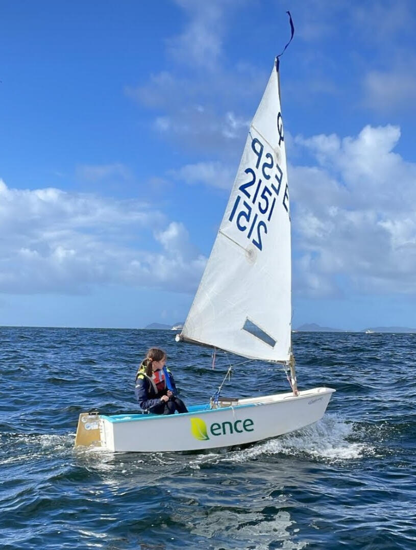 Martina Fernández Santos navegando