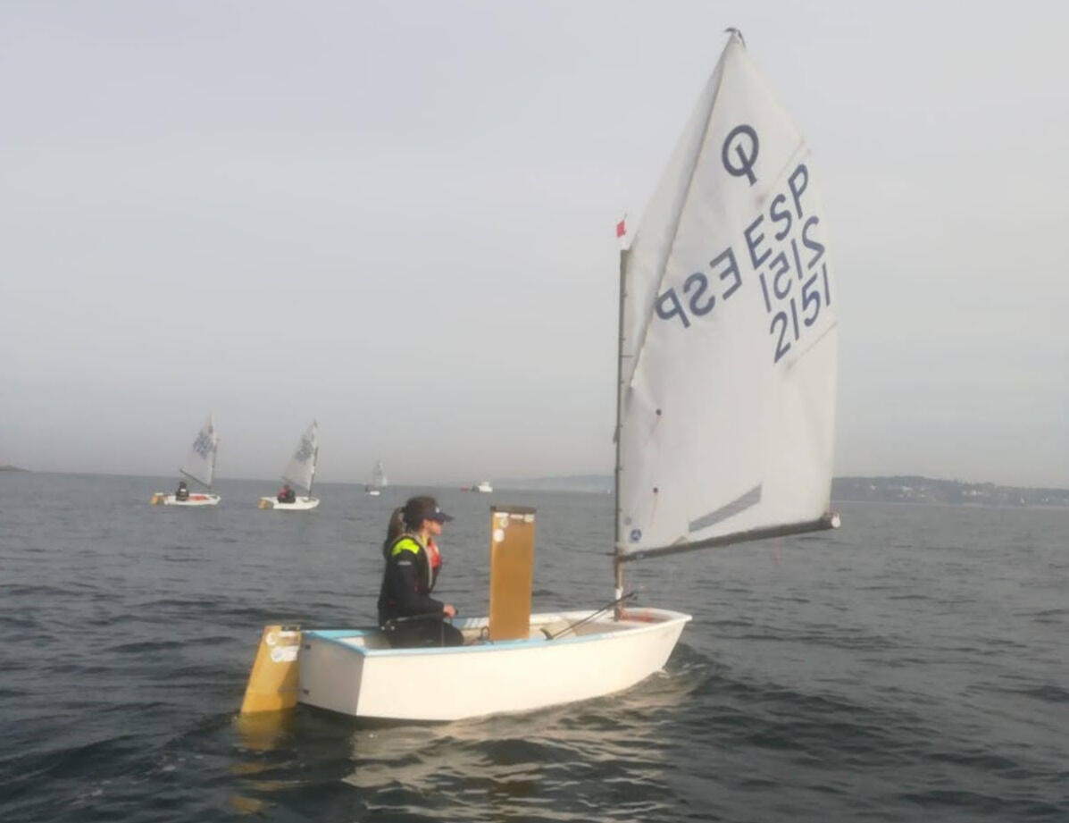 Martina Fernández Santos navegando